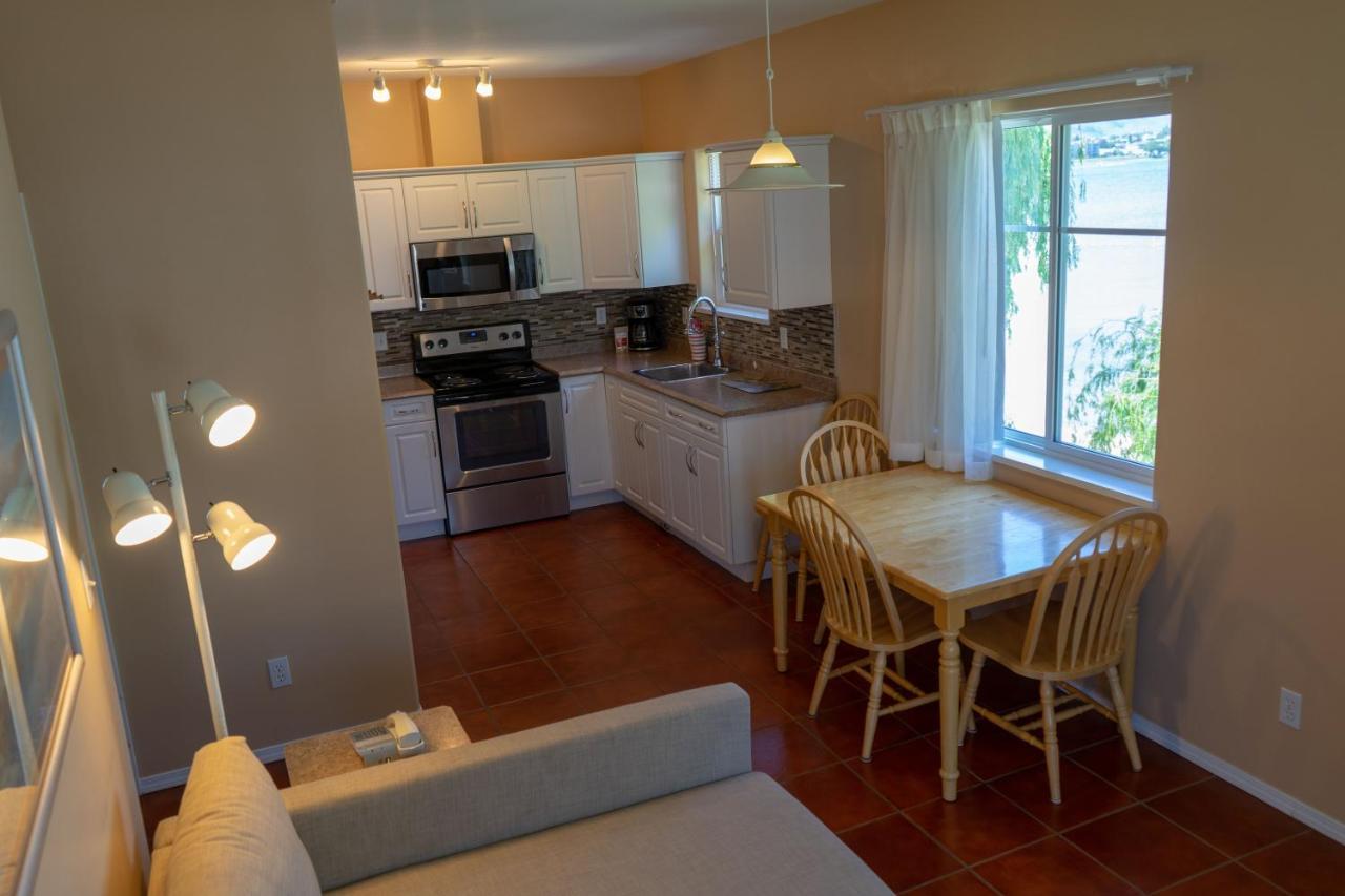 Sandy Beach Suites Osoyoos Exterior foto